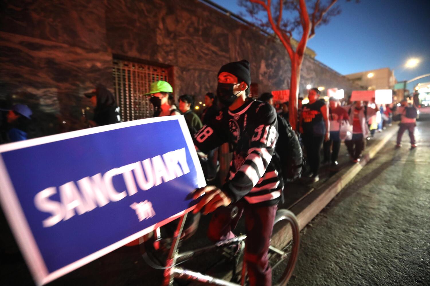 Los Angeles , CA - December 18: in Los Angeles on Wednesday, Dec. 18, 2024 in Los Angeles , CA. (Genaro Molina / Los Angeles Times)