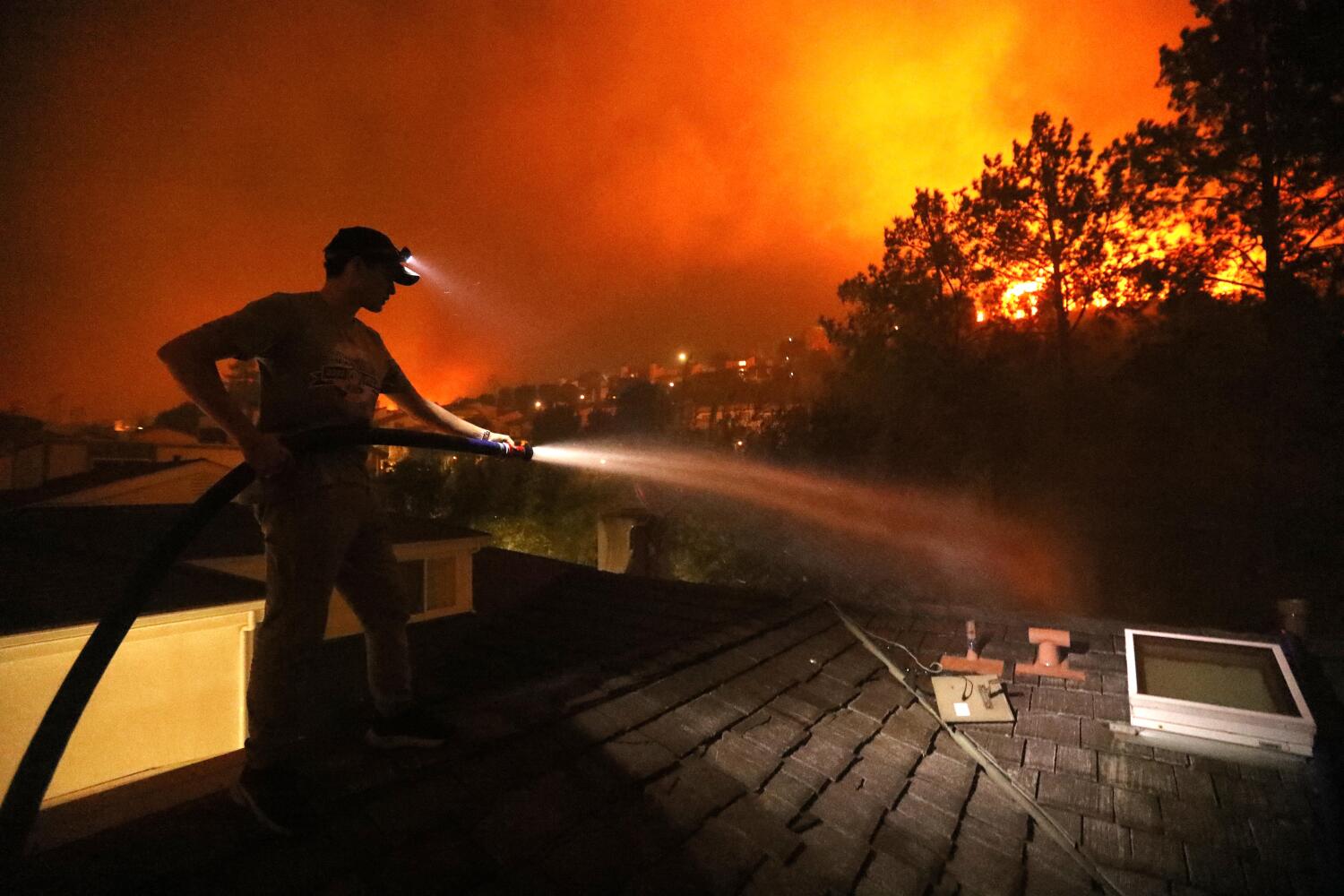 Pacific Palisades, CA - January 08: in Pacific Palisades on Wednesday, Jan. 8, 2025 in Pacific Palisades, CA. (Genaro Molina / Los Angeles Times)